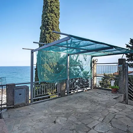 Alba Marina Apartman